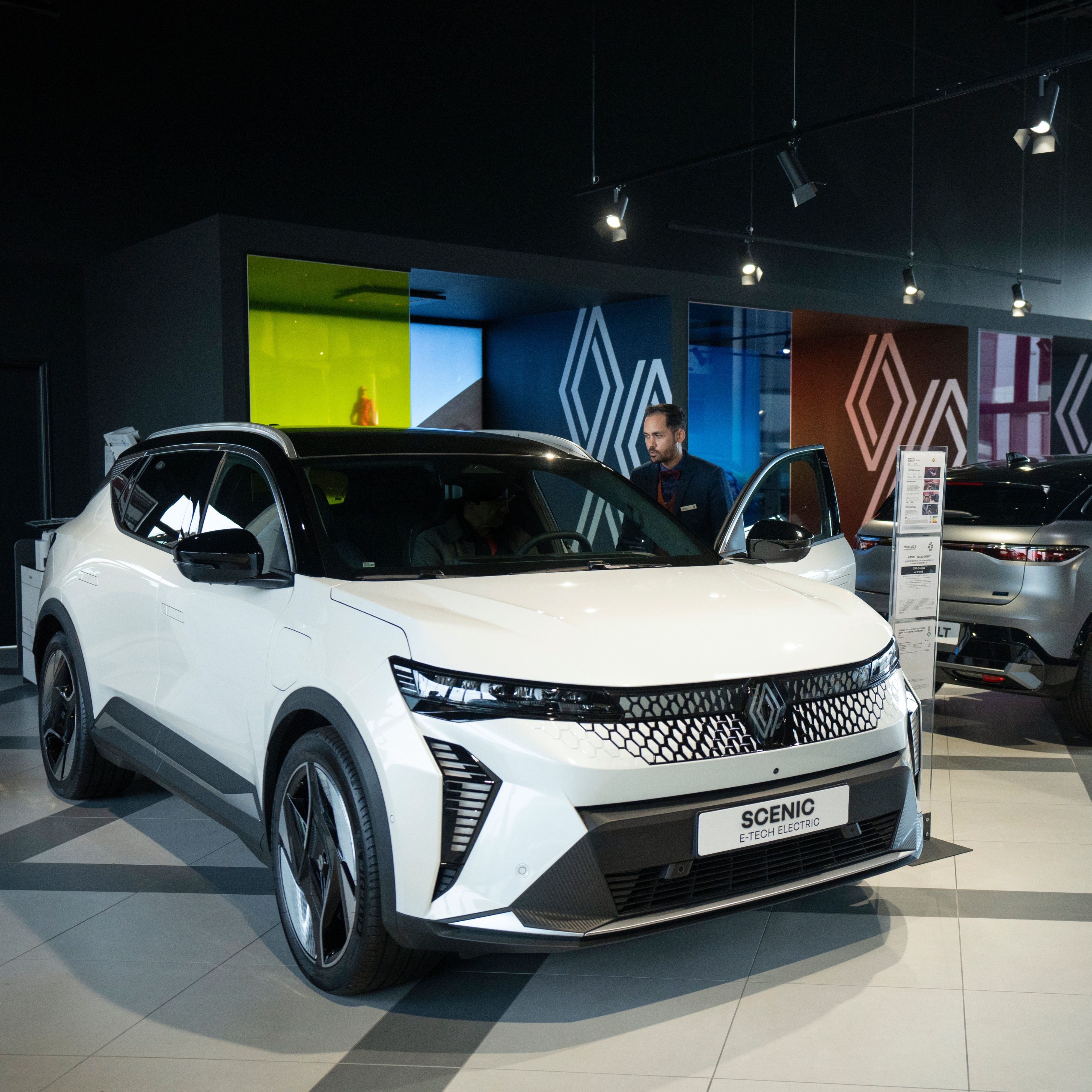Renault Group's strategic plan futuREady for 2030: new models and