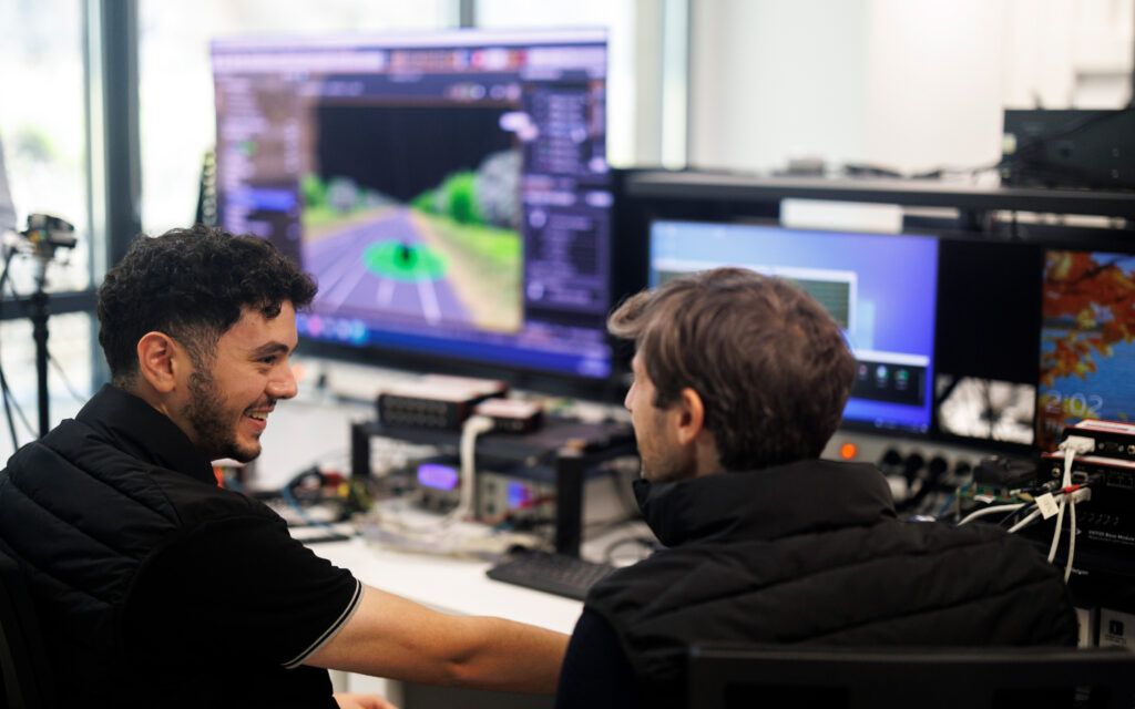 Graduate programs : des parcours professionnels aux nombreux atouts - Renault Group